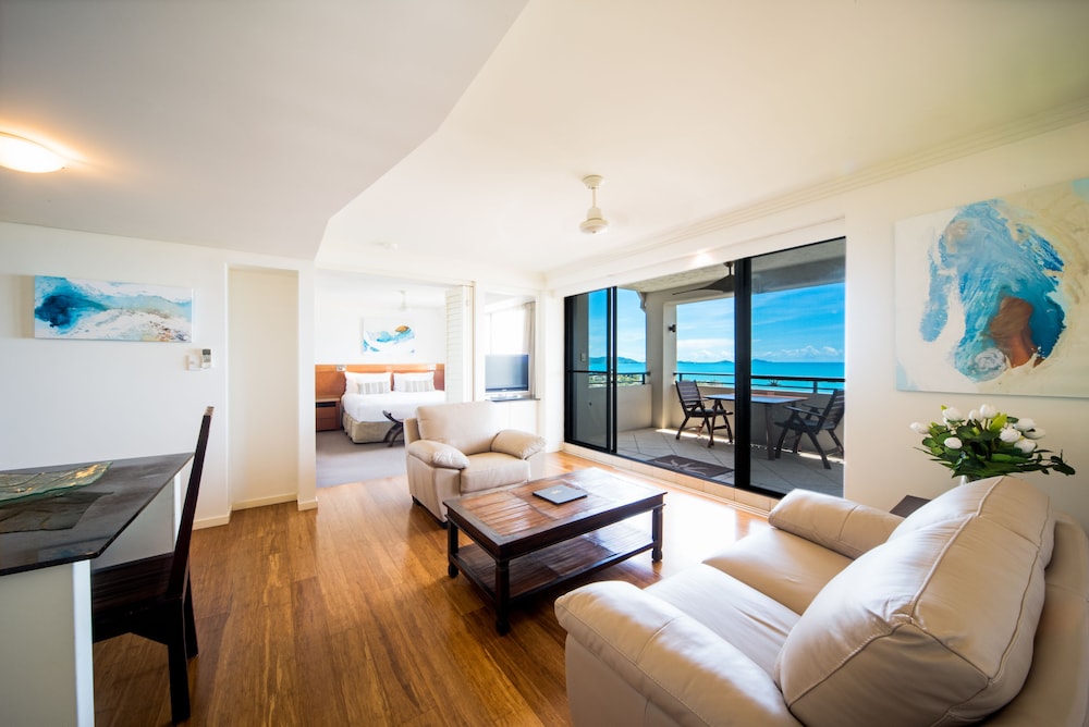 Pinnacles Resort Amp Spa 52/76
