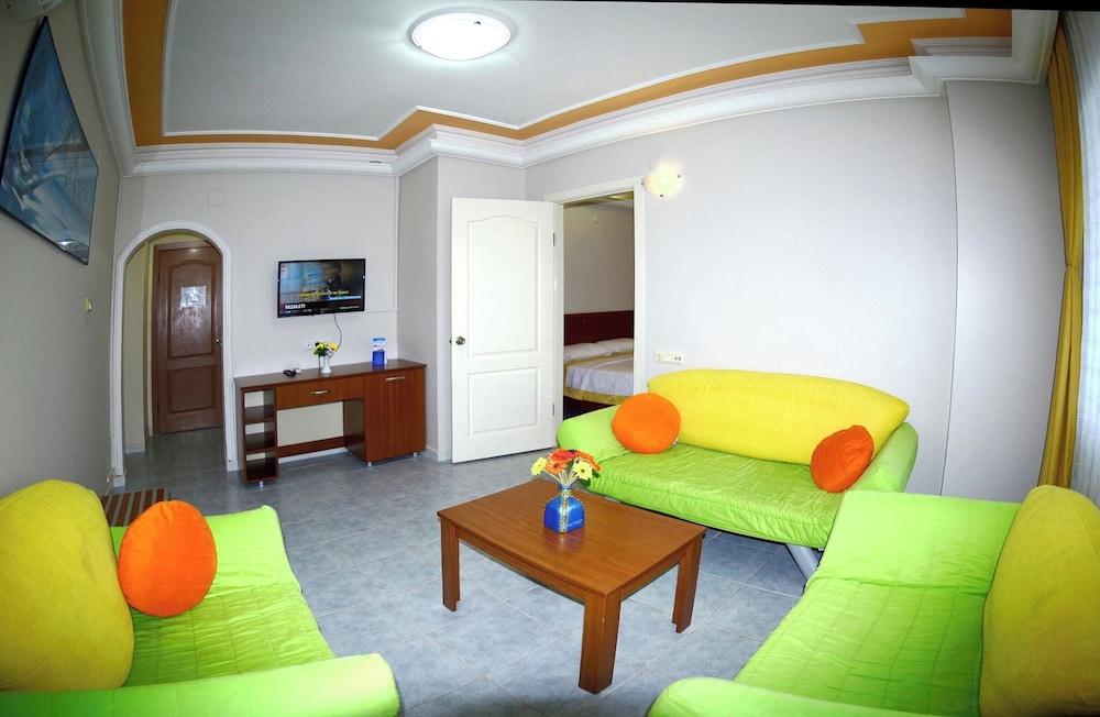 EYLUL HOTEL 32/50