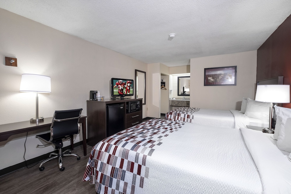 Red Roof Inn Prattville 18/42