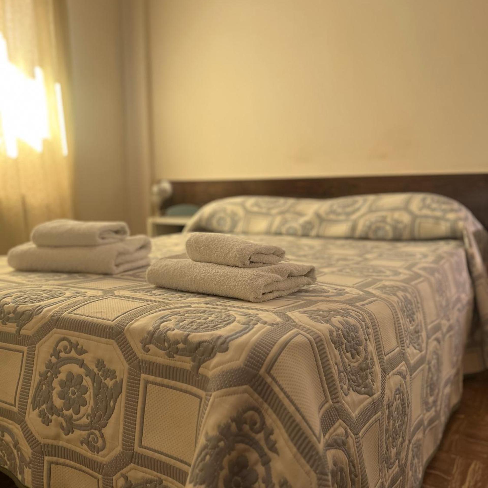 Hotel Dali 9/28