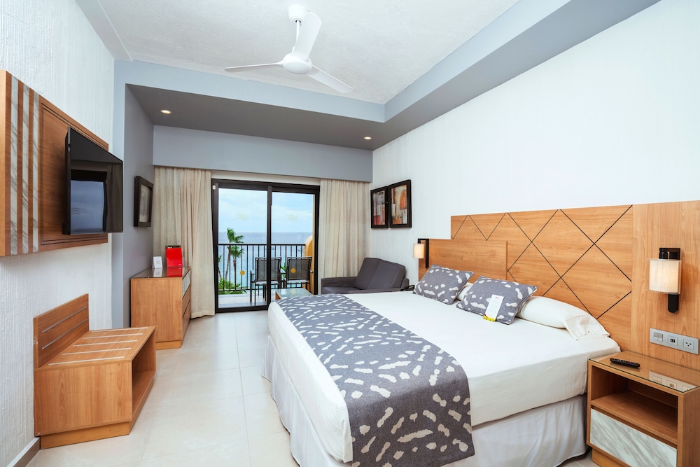 Hotel RIU Santa Fe 35/81