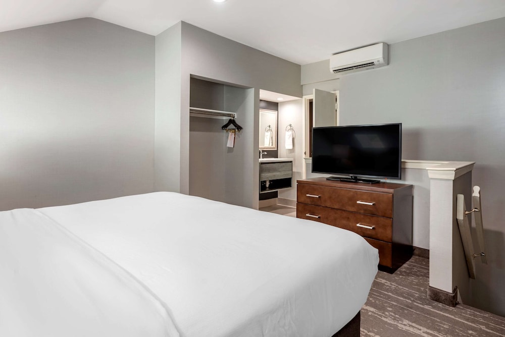 Somerset Lofts, NJ 6/52