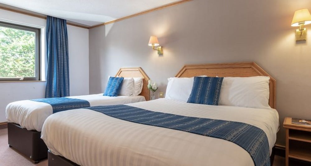 Passage House Hotel 10/26
