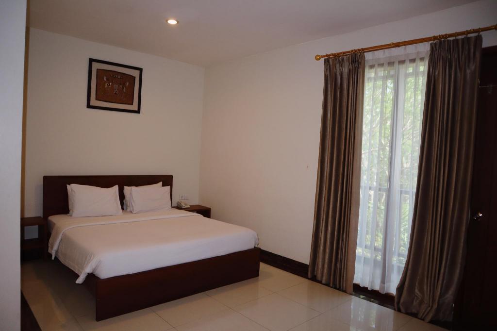 Hotel Grand Papua Kaimana 11/24