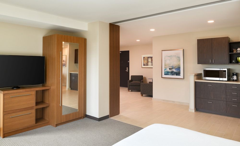 Hyatt Place Pasadena 13/66