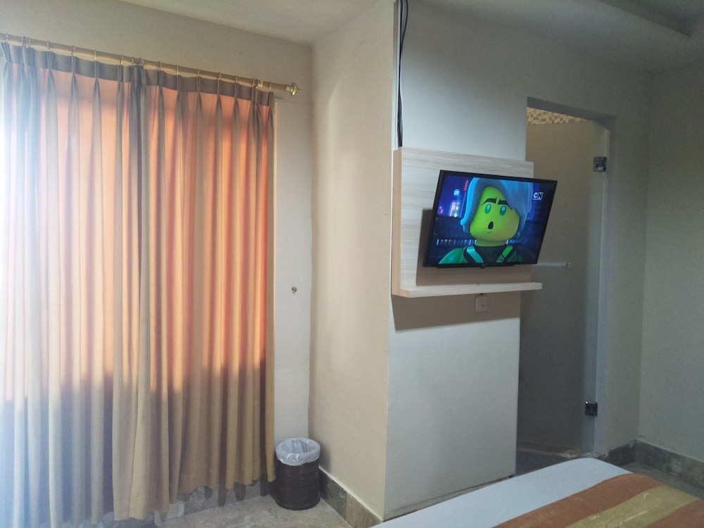 Grand Rosela Yogyakarta Hotel 41/74