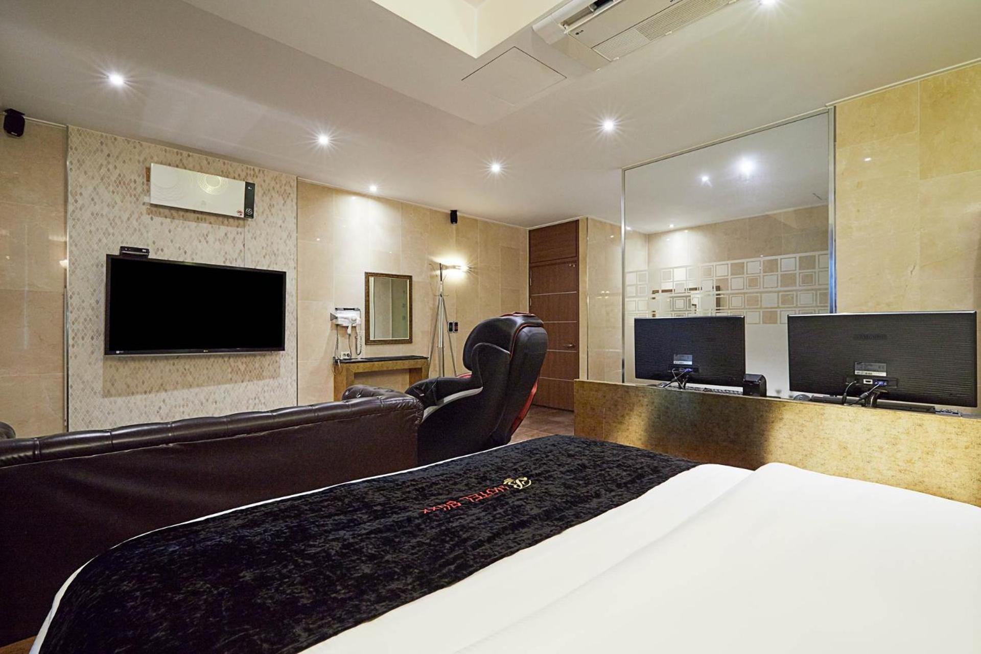 Blixx Hotel 36/50