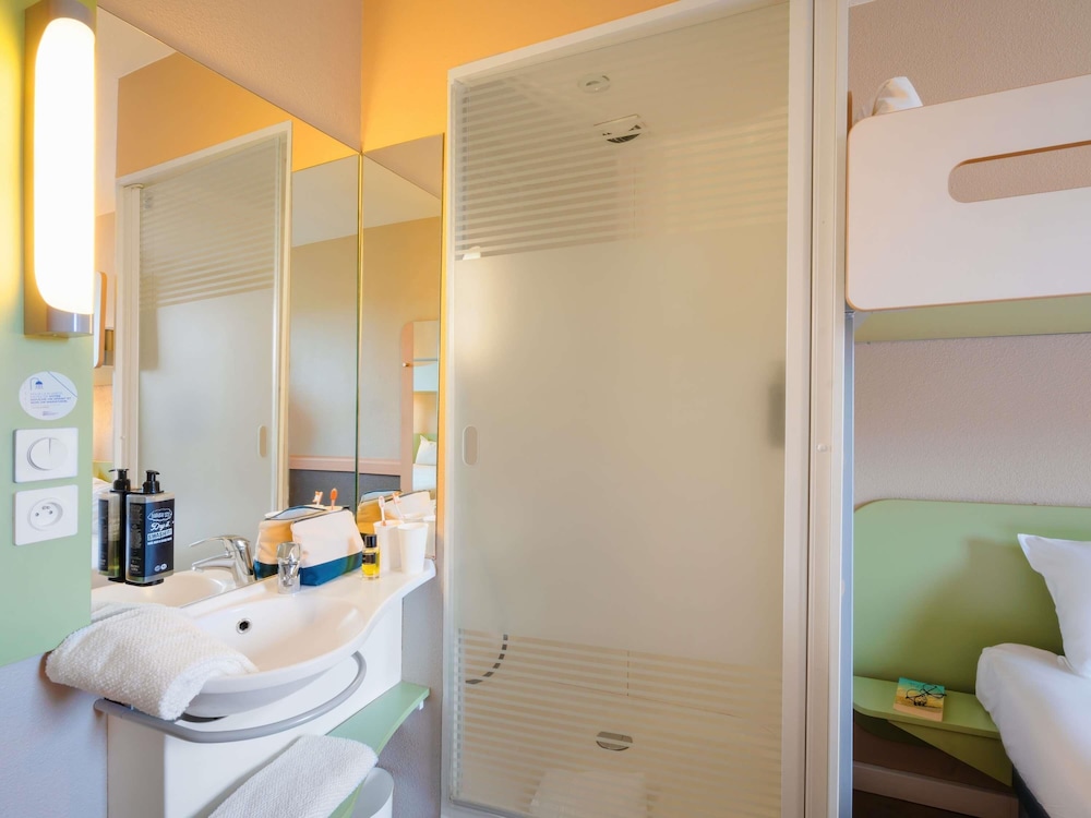Ibis Budget Manosque Cadarache 49/50