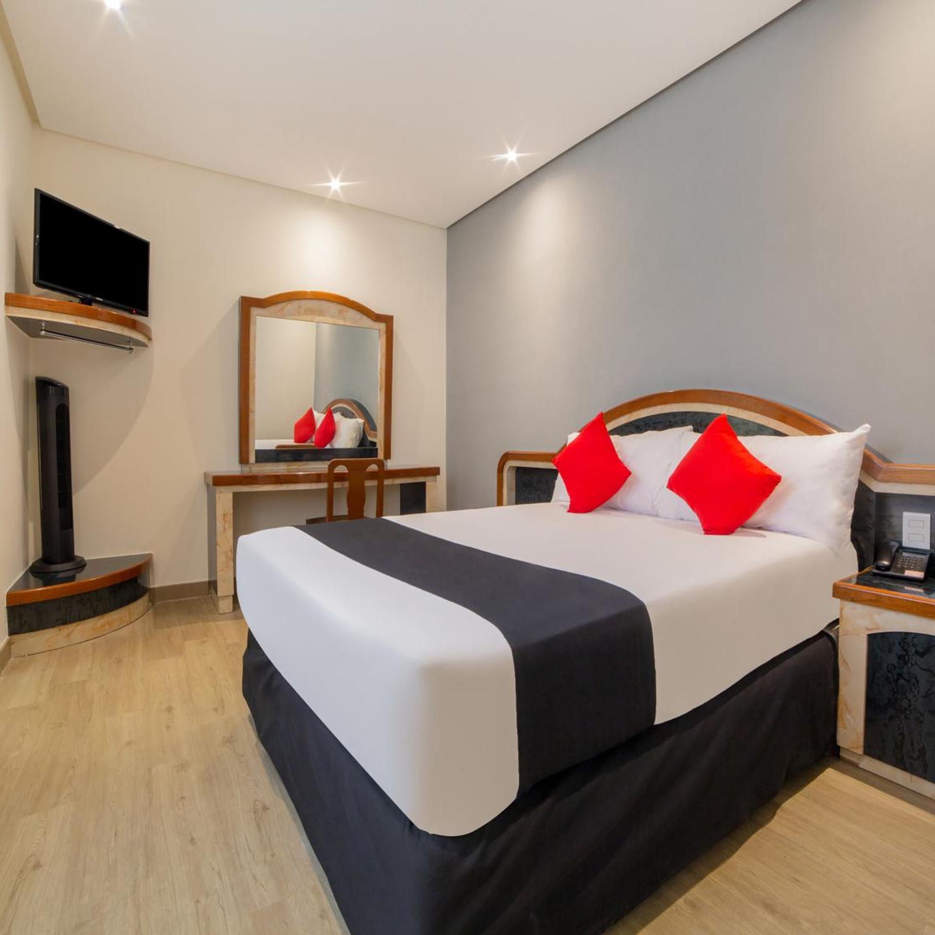 غرفة سوبيريور، Hotel Monarca 7/10