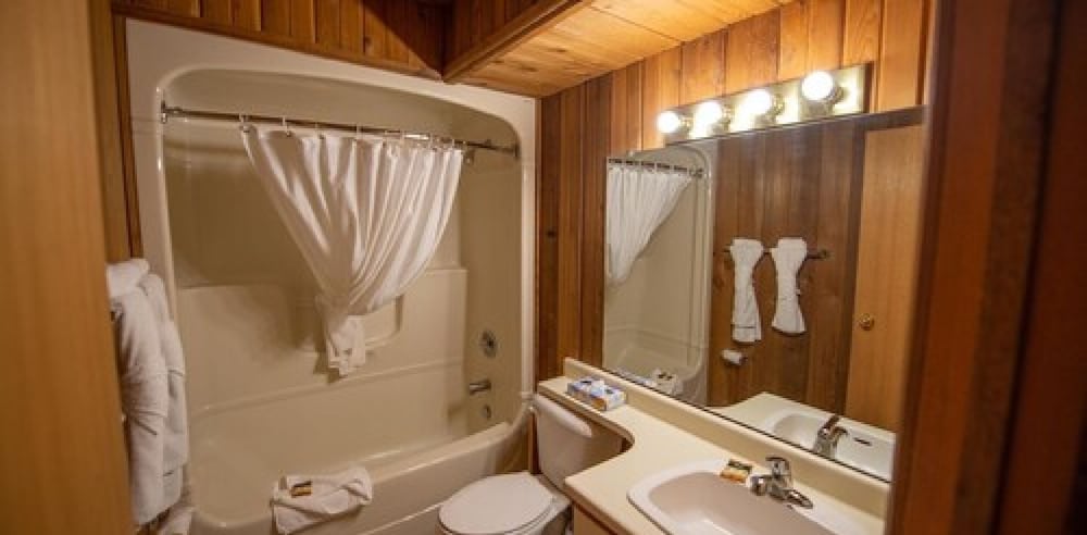 Banff Gate Mountain Resort 56/58