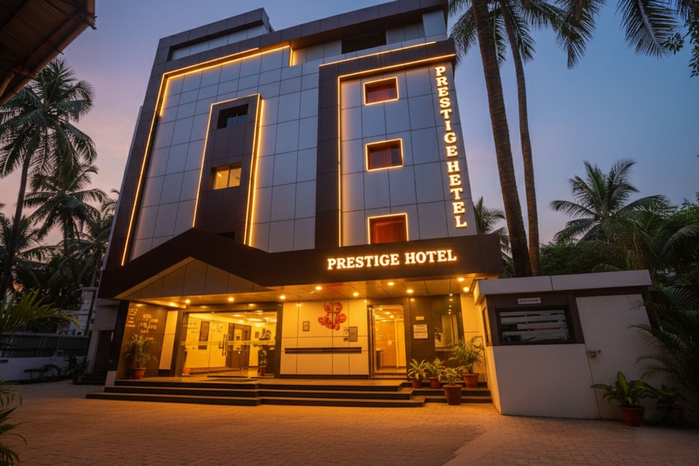 Prestige Hotel 3/50