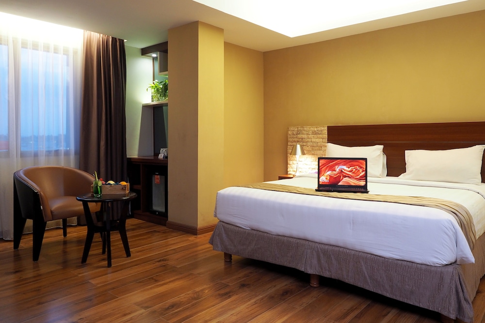 Fox Hotel Nagoya Batam 17/69