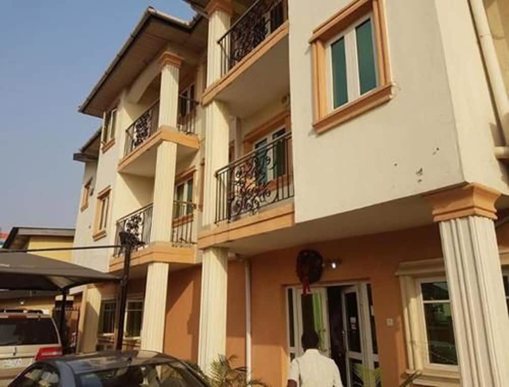 Bavidi Hotel 2/68
