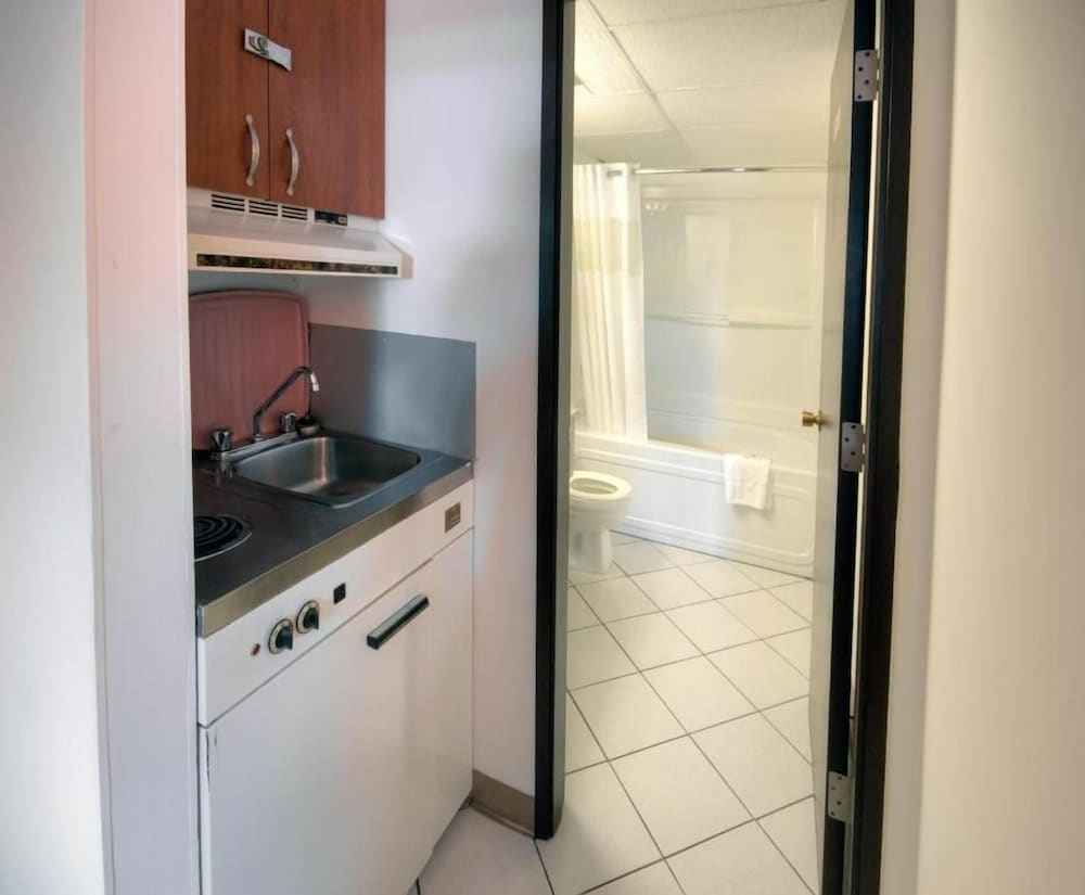 Motel6 Lethbridge Ab 59/62