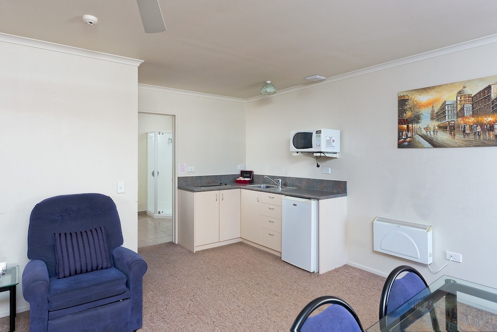 Bk S Rotorua Motor Lodge 18/41