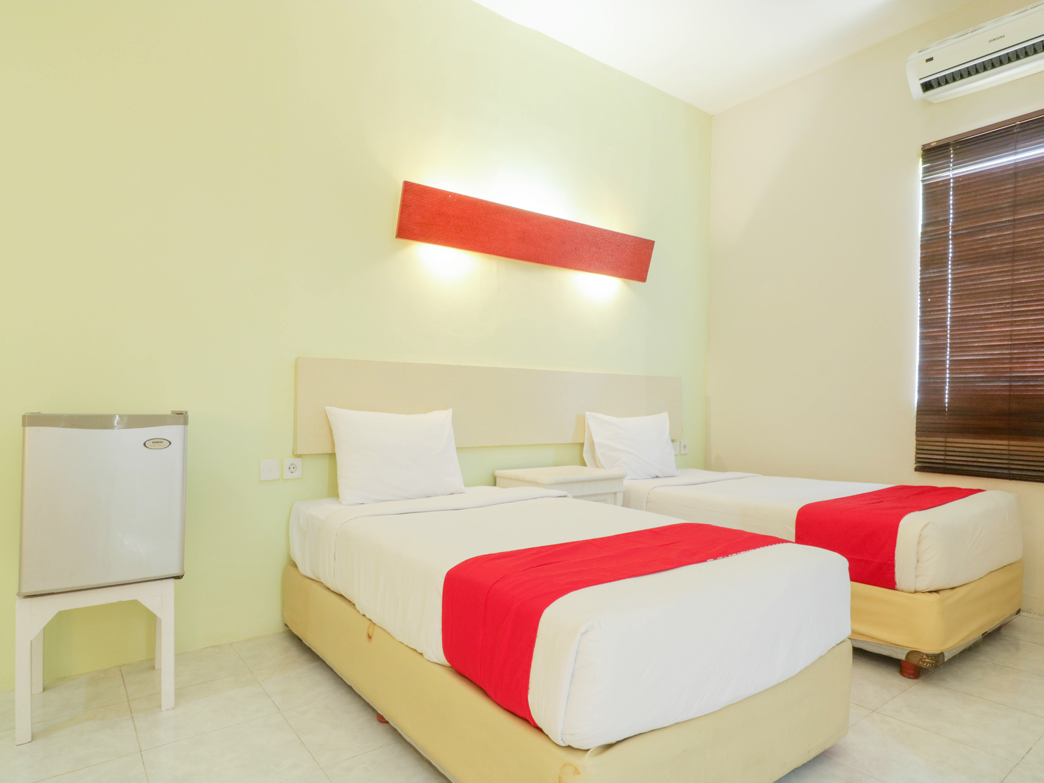 Oyo Flagship 2253 The Sunrise Sanur (Ex. Oyo 2253 The Sunrise Sanur) 32/56