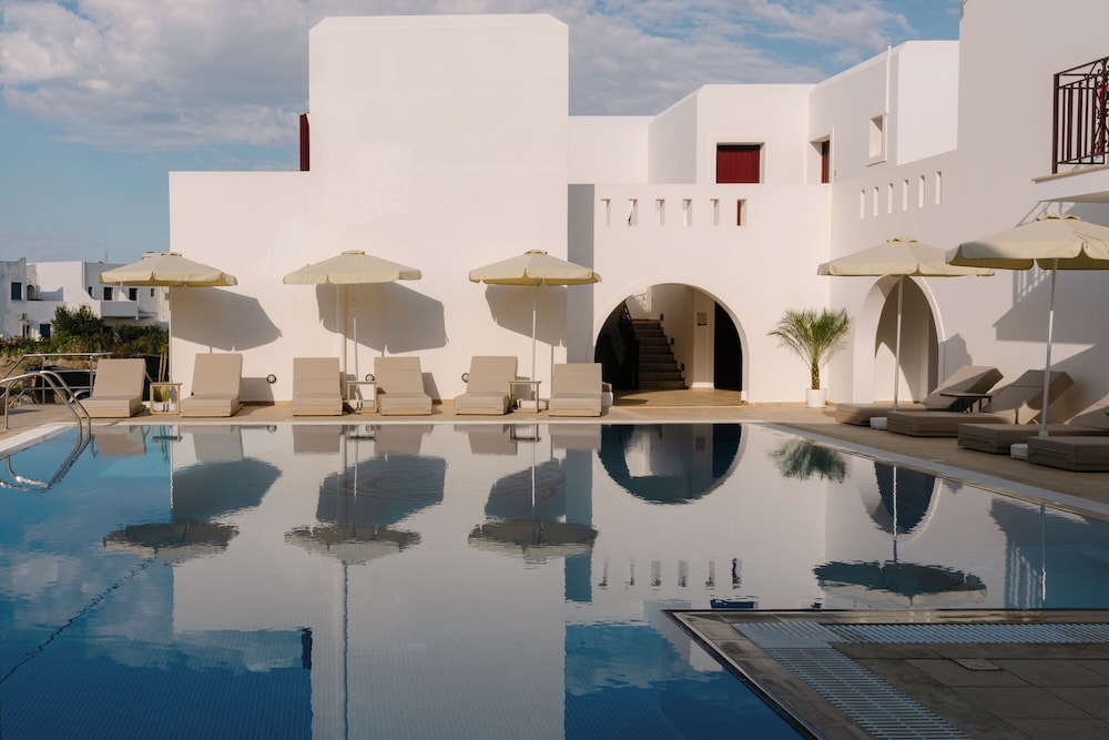Perla Hotel 68/73