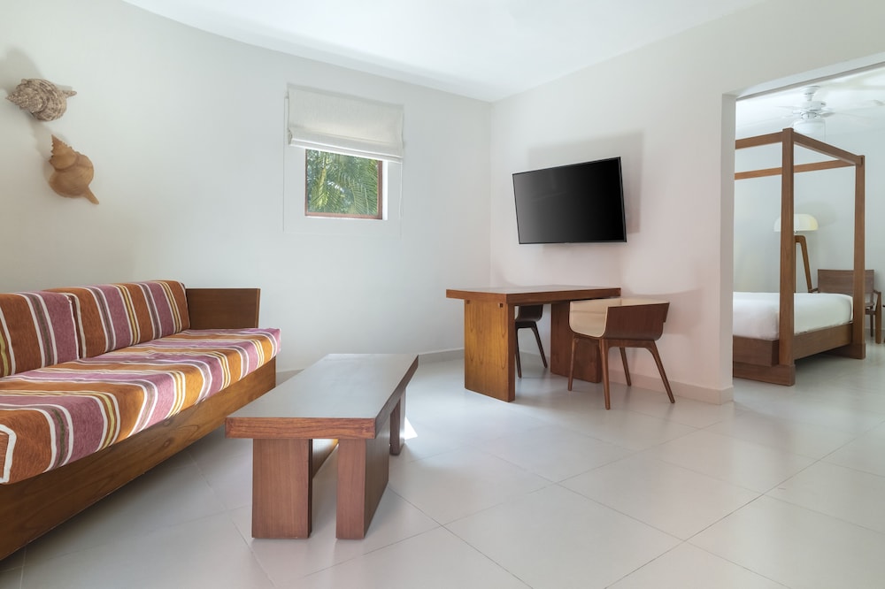 Iberostar Waves Cozumel 16/50