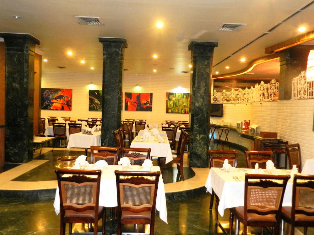 Hotel Amarpreet, Aurangabad - AM Hotel Kollection 32/50