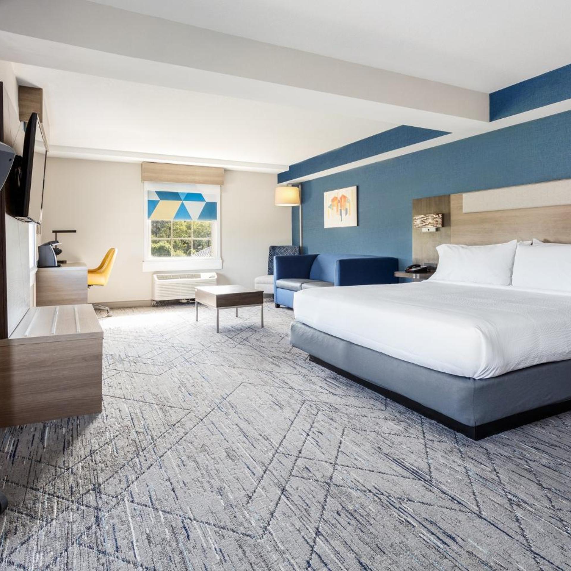 Executive, Suite, King Bed, Extra Floor Space