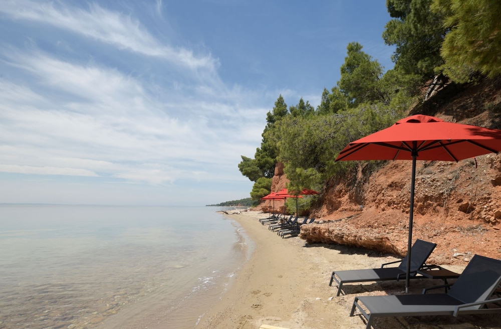 Amantes Villas And Suites 40/50