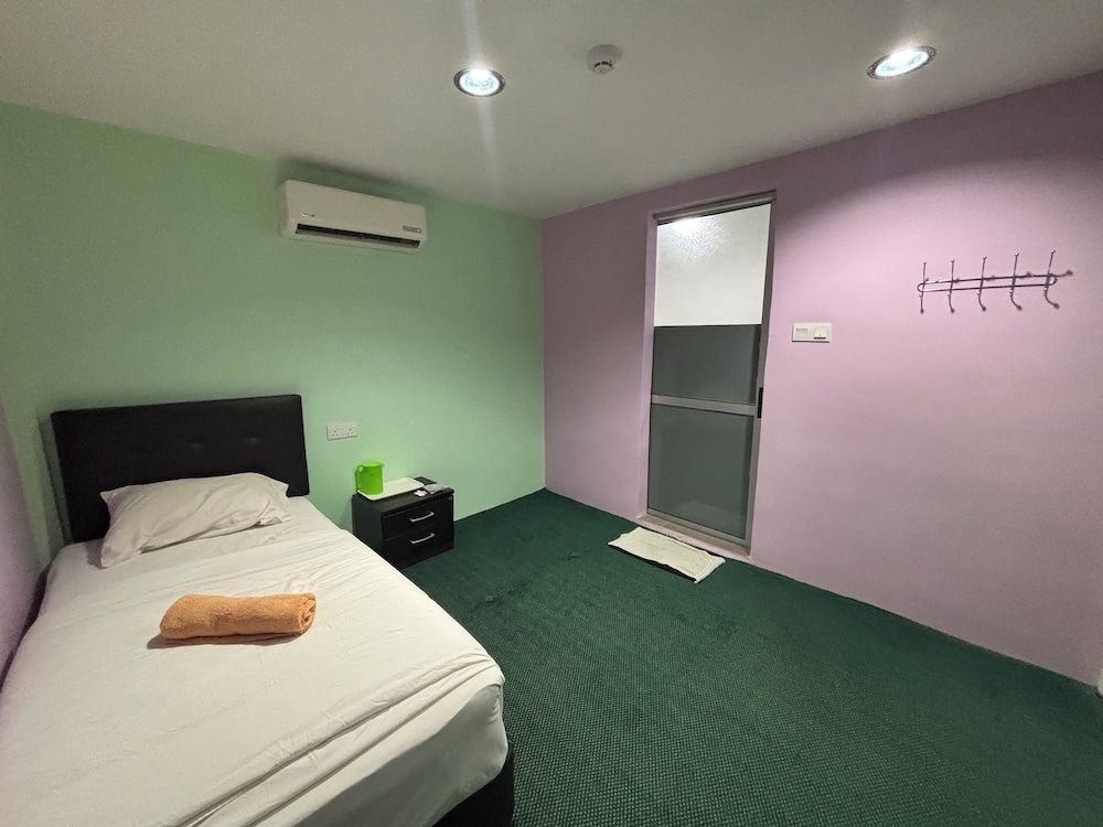 Hotel O Peneka Inn 15/19