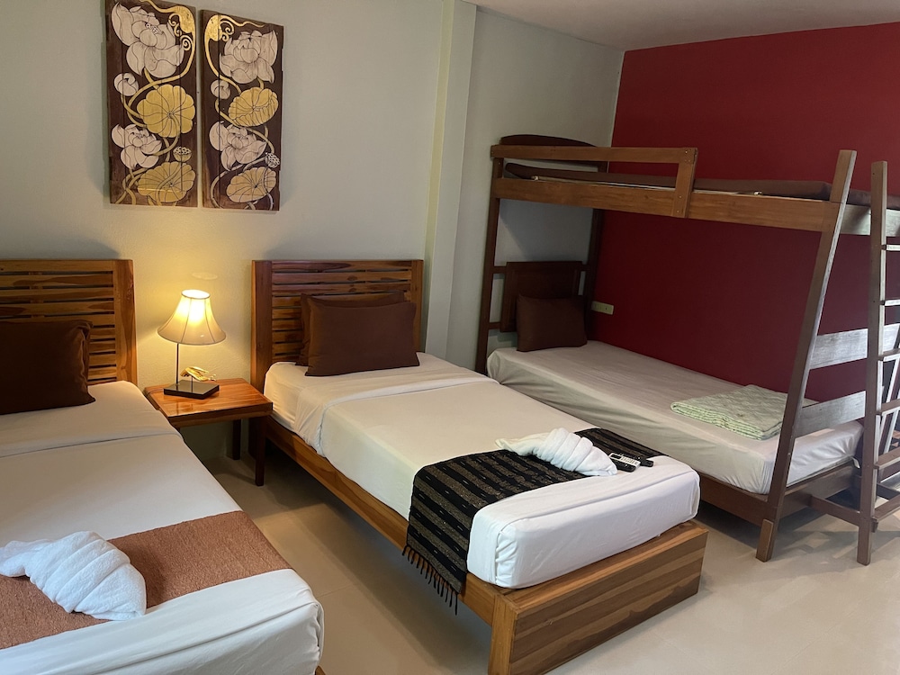 Ruen Kaew Resort 20/38