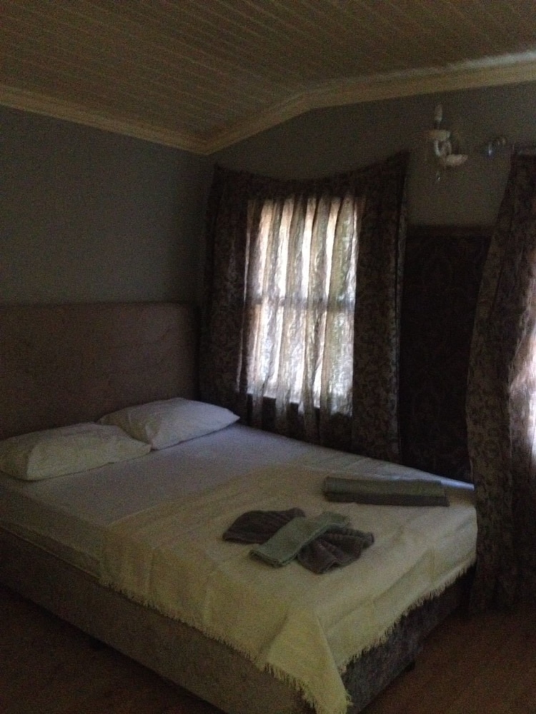 Bufes Hotel 27/55