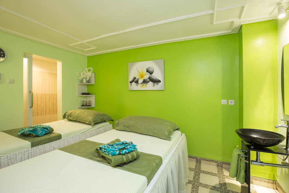 Flamingo Dewata Suite 58/87