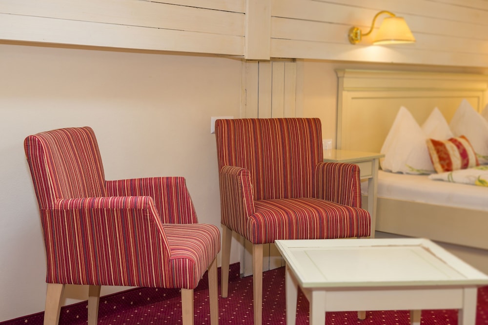 Hotel Schneeberger 47/75