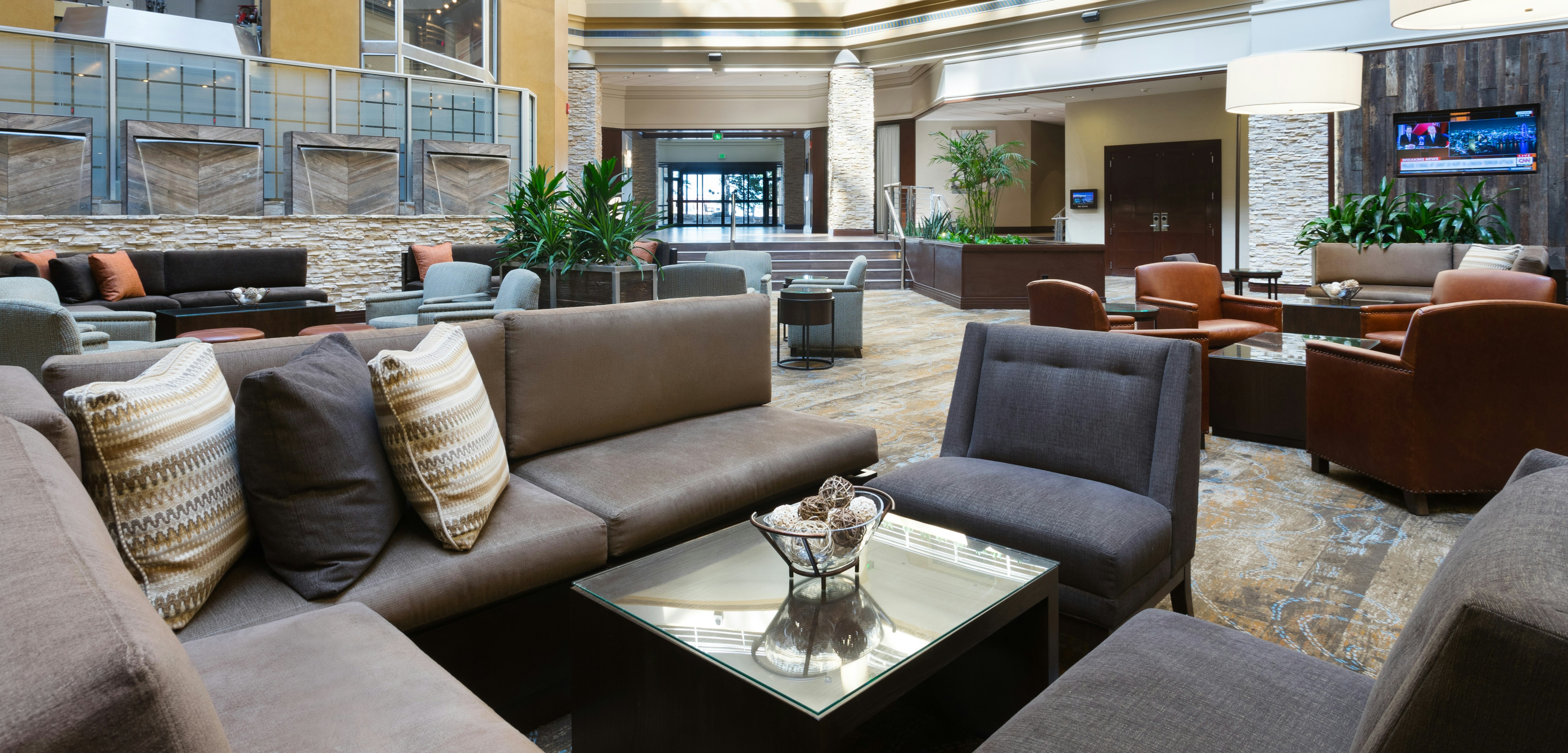 Embassy Suites by Hilton Denver Tech Center 27/64