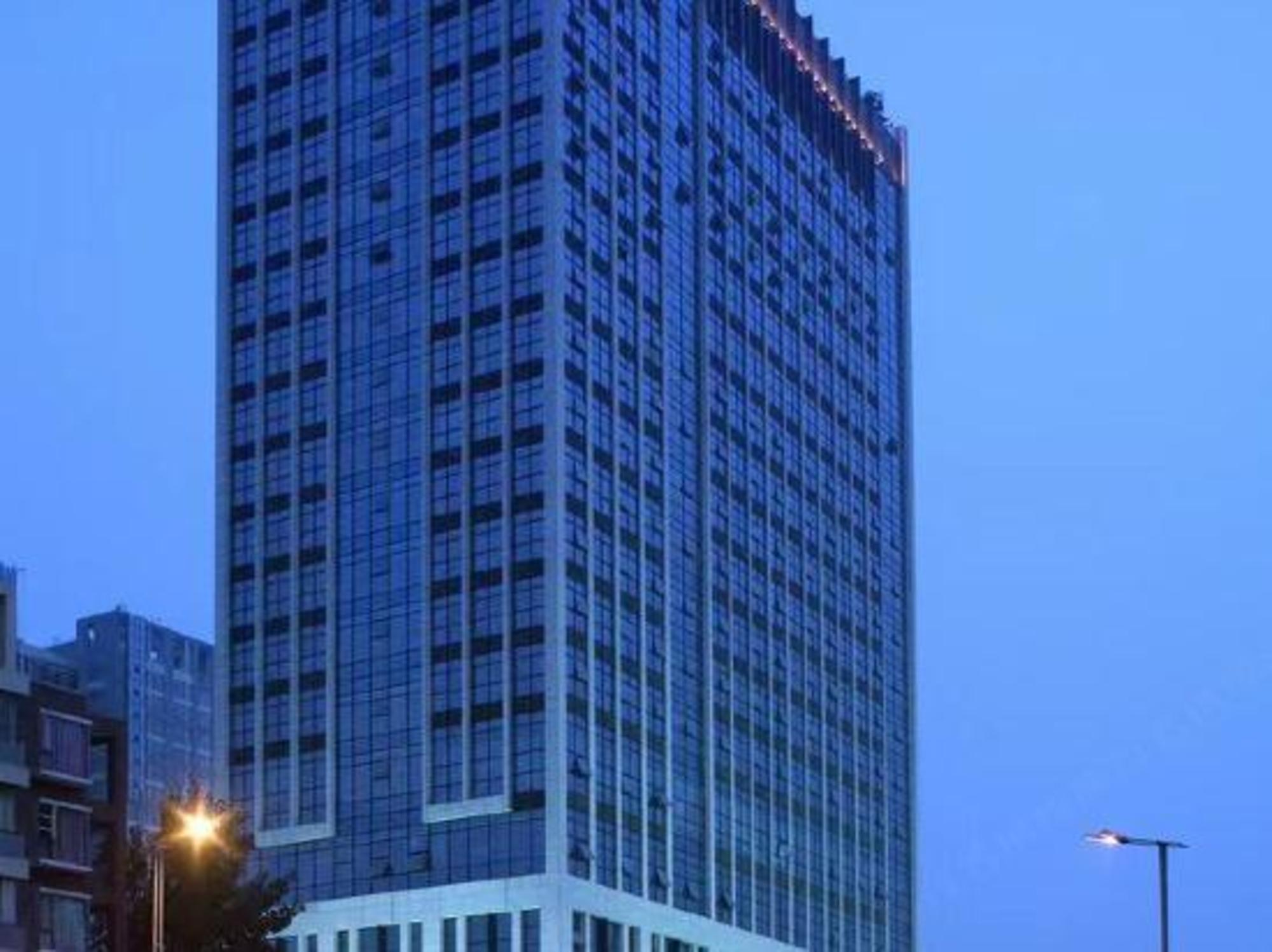 Tianyue Hotel 2/16