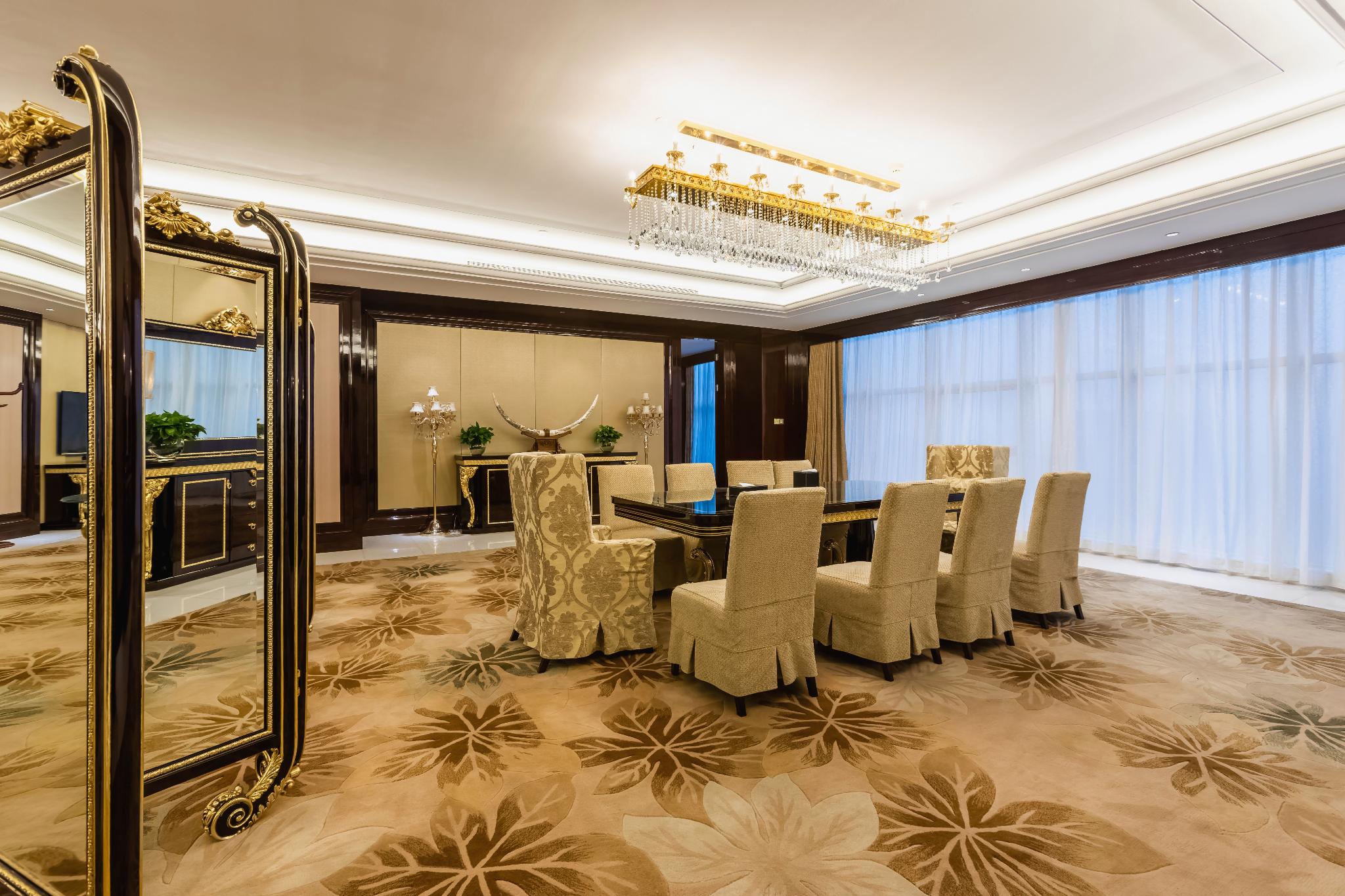 Jinyue Hotel 39/45