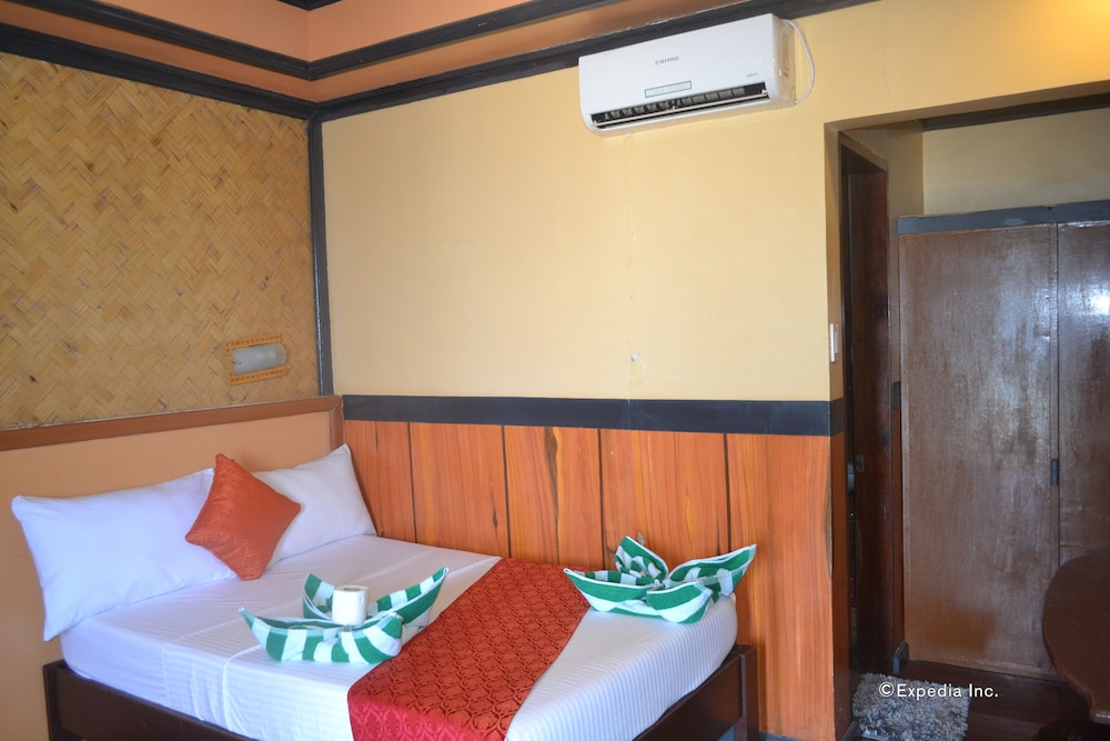 Orange Pearl Beach Resort 33/81