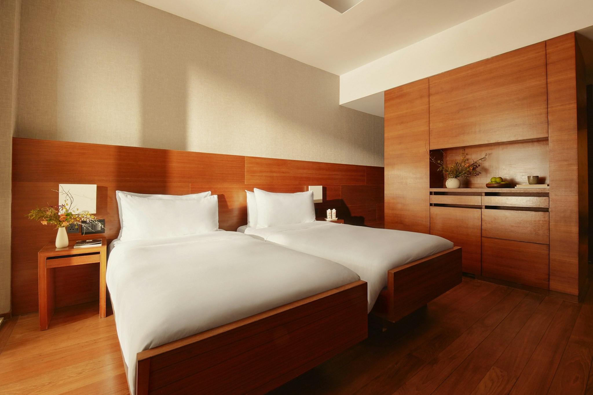 Courtyard, Premier, Twin Beds