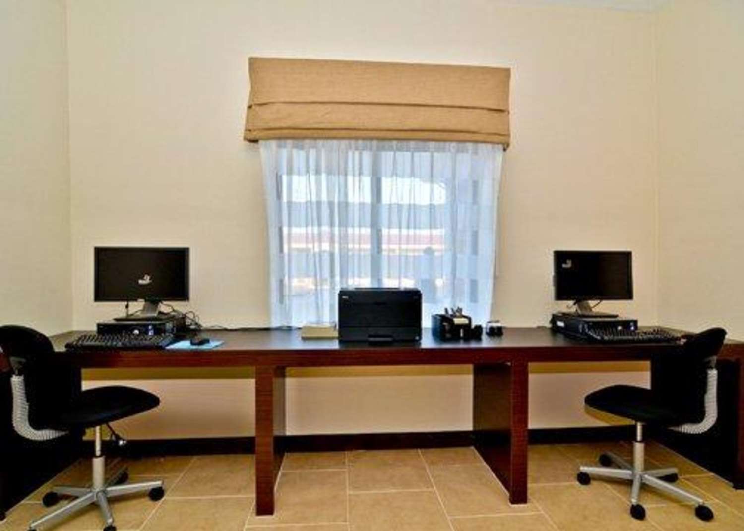 Sleep Inn Suites Fort Campbell 14/16