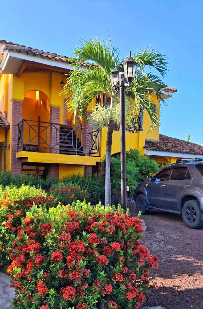 Jardin De Granada Hotel 47/56