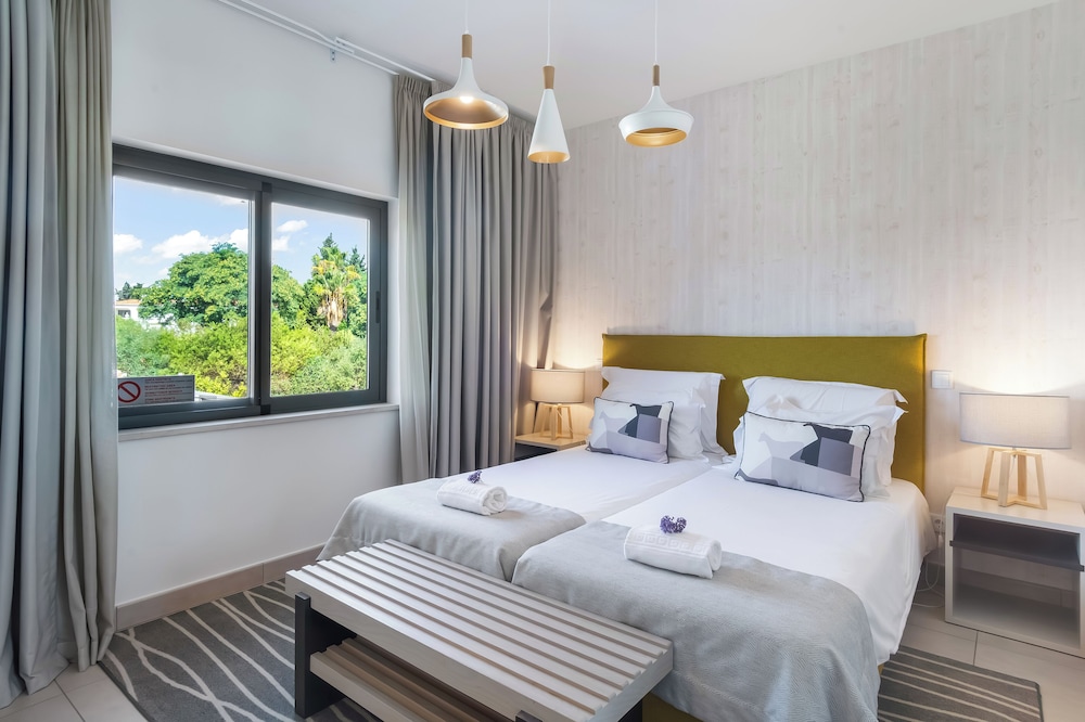2 Bedrooms, Duplex, 2 Double Beds, Garden View