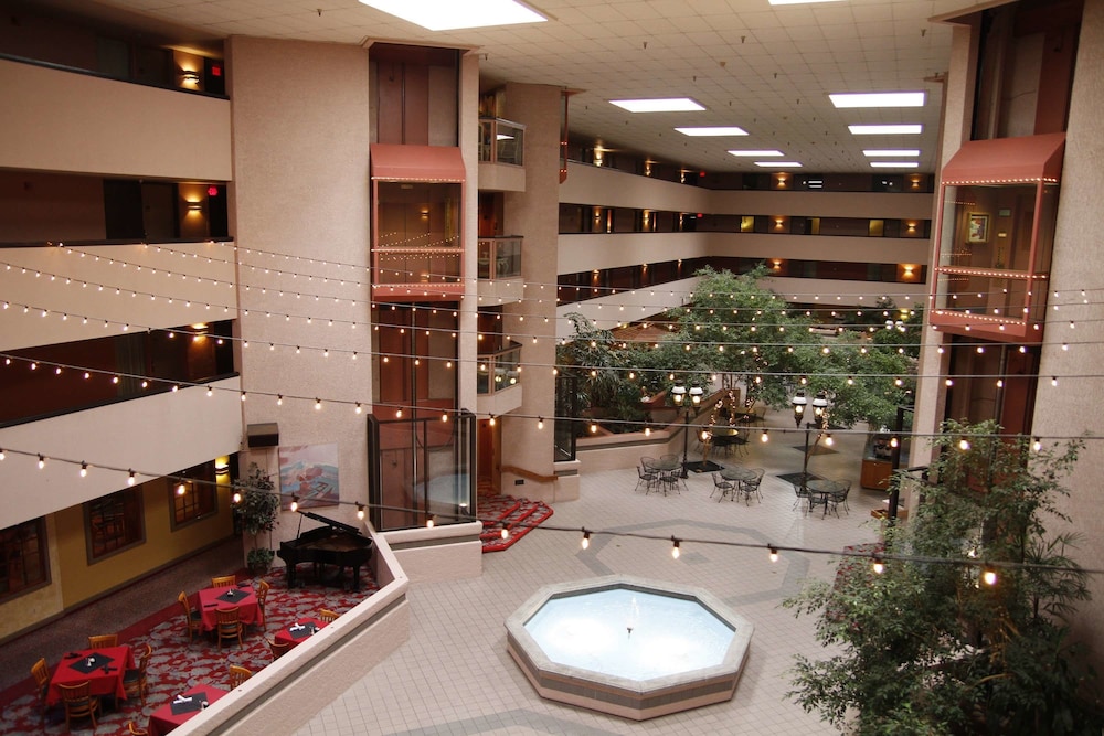 Ramada by Wyndham Viscount Suites Tucson East 6/38