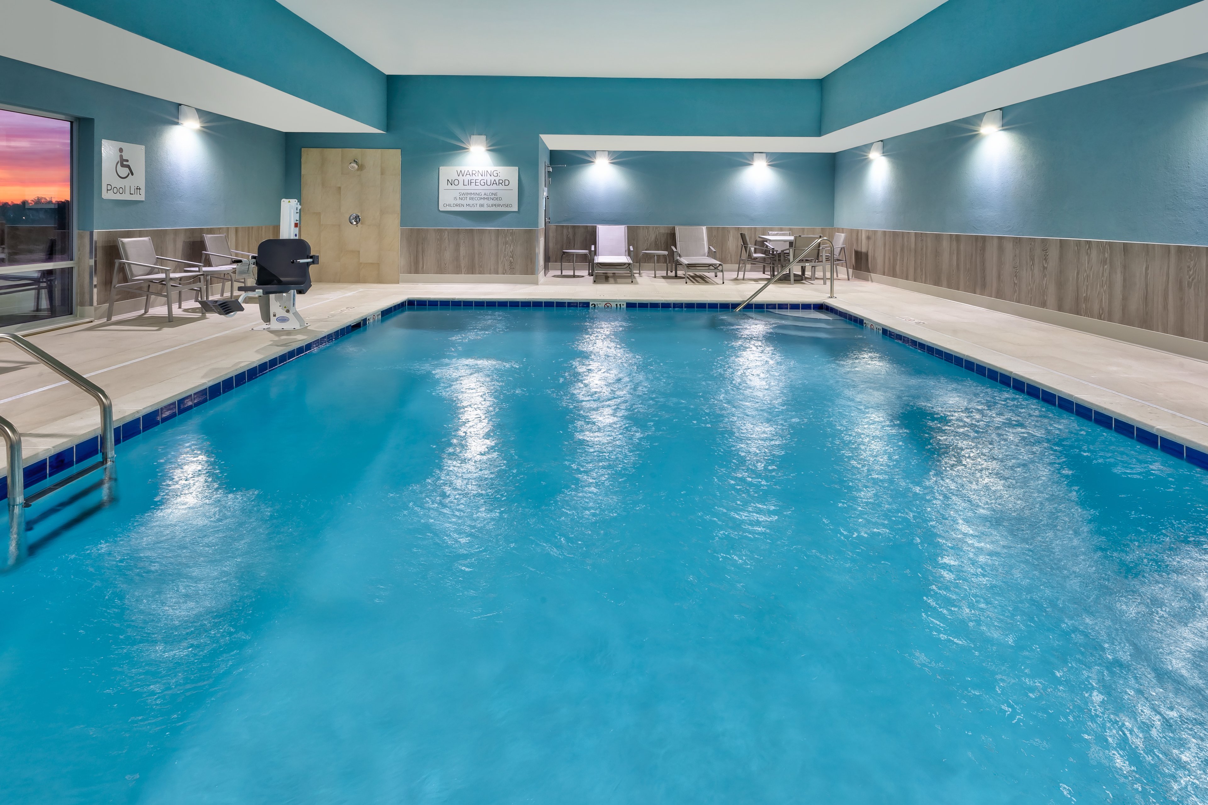Holiday Inn Express And Suites Wooster 30/47