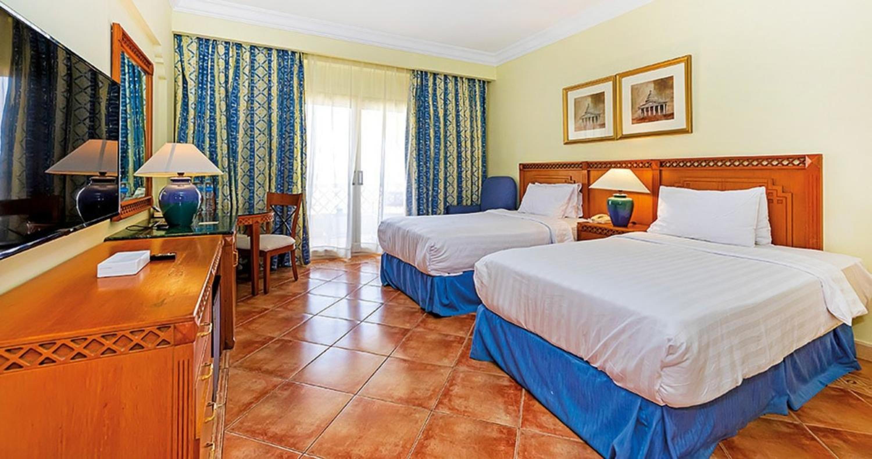 DELUXE, SEA VIEW