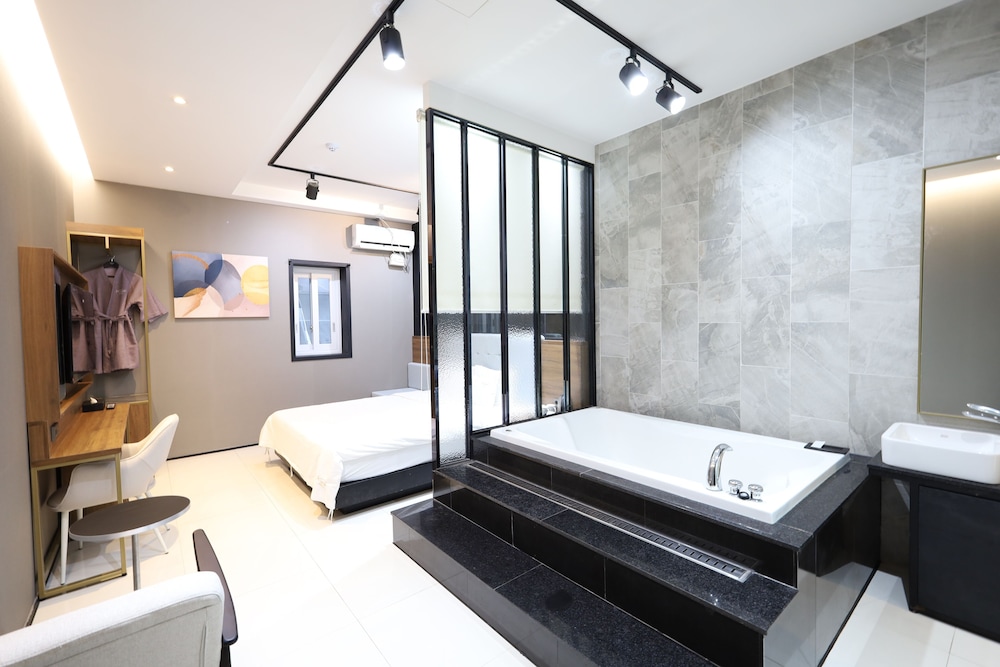 Hotel Almond Busan Station 29/47