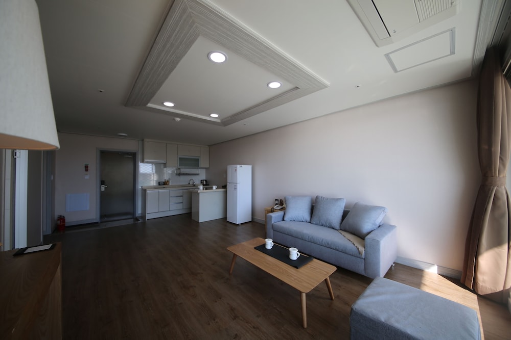 Hotel Aroha 25/47