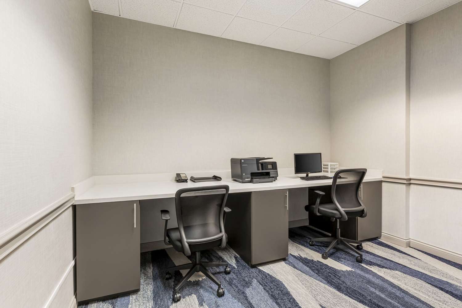 Comfort Inn & Suites Cuyahoga Falls - Akron 8/13