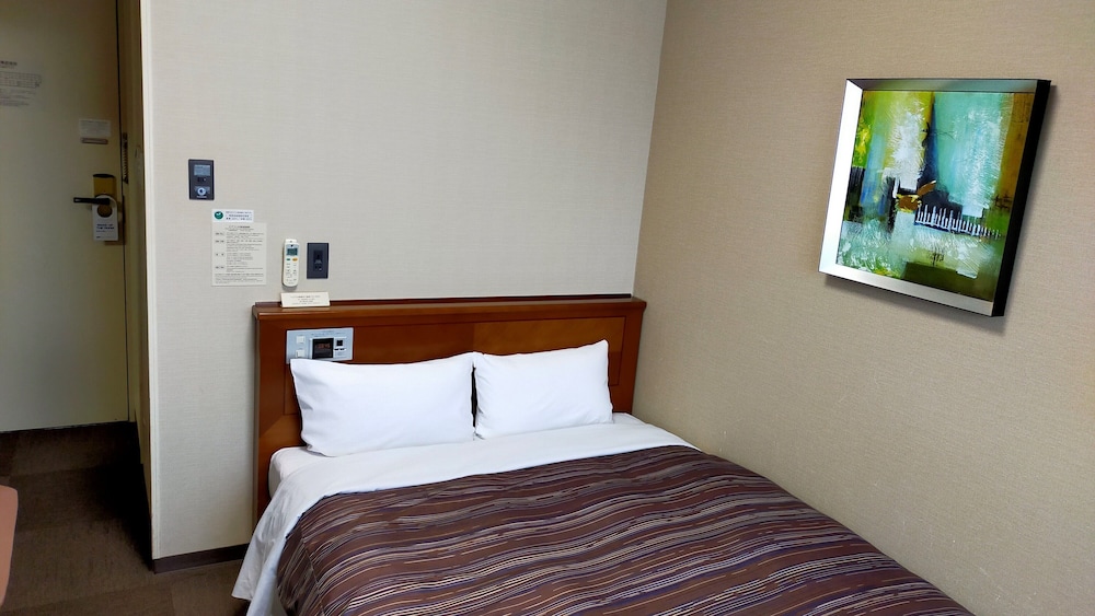 Room, Single Bed, Semi Double Bed