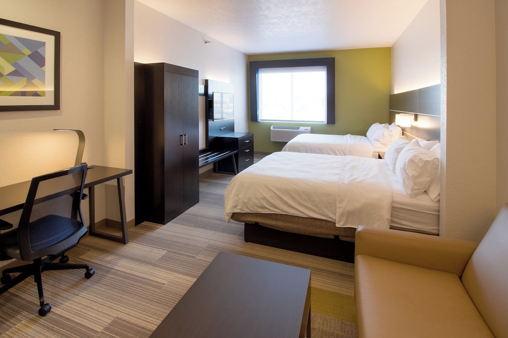 Suite, 2 Queen Beds