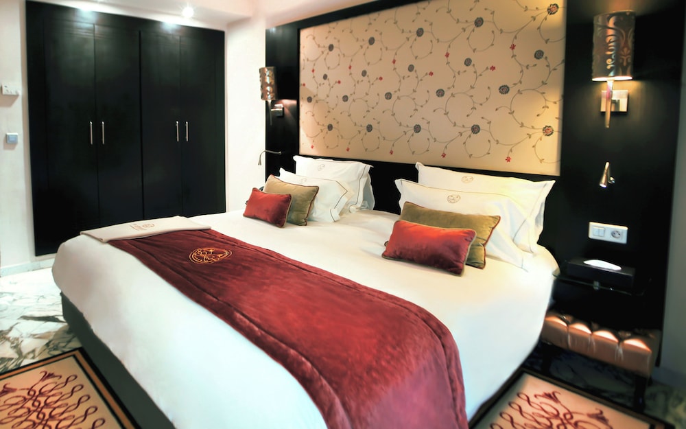 1 BEDROOM, STANDARD, TRIPLE, GARDEN VIEW
