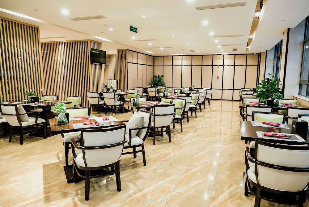 Days Inn by Wyndham Business Place Sichuan Bazhong 17/17