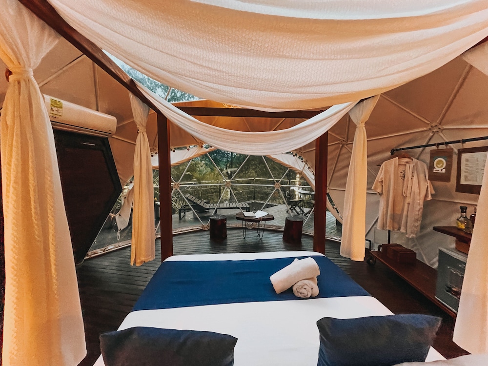 Domus Glamping 11/50