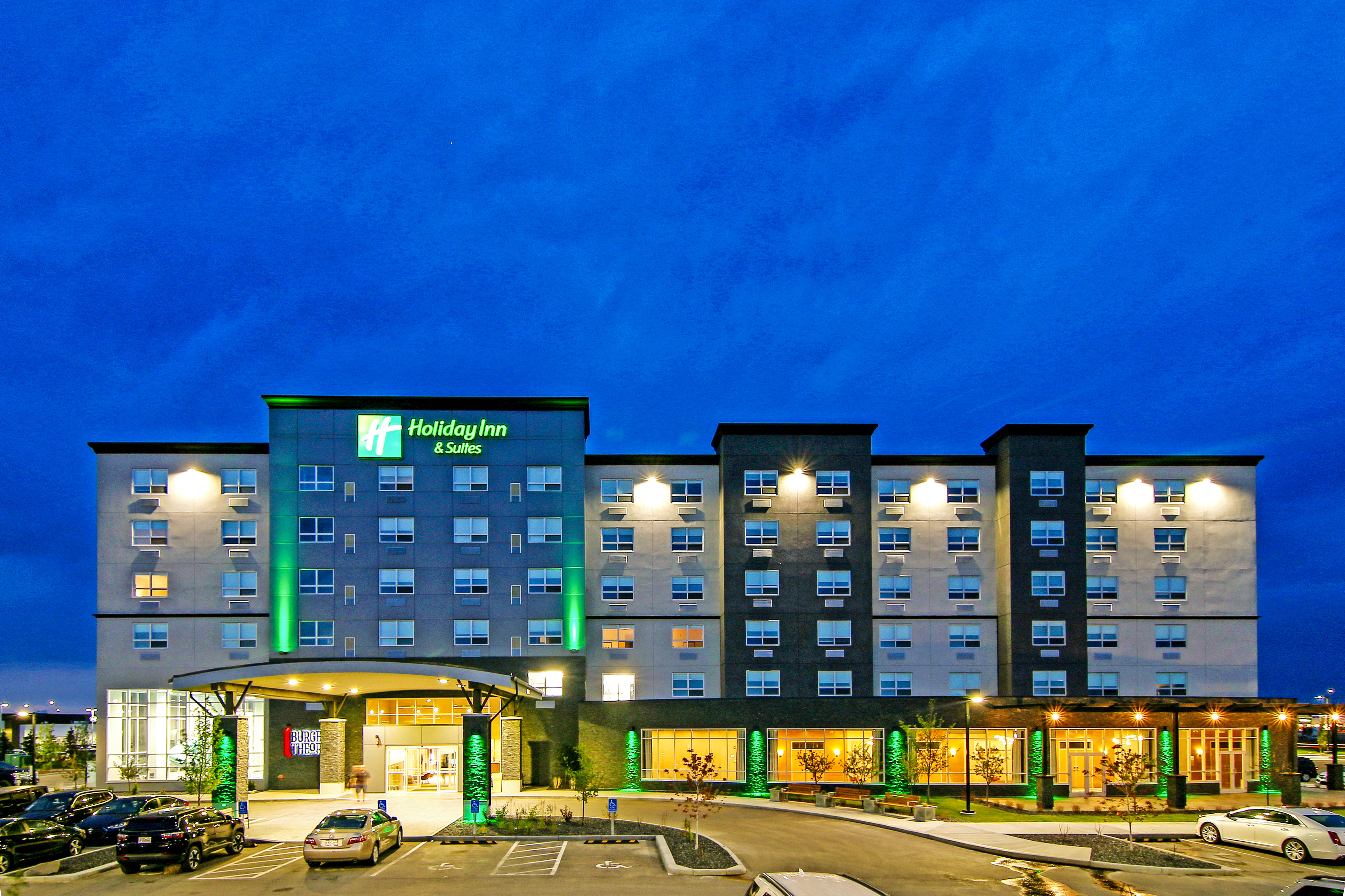 Holiday Inn & Suites Calgary Airport North